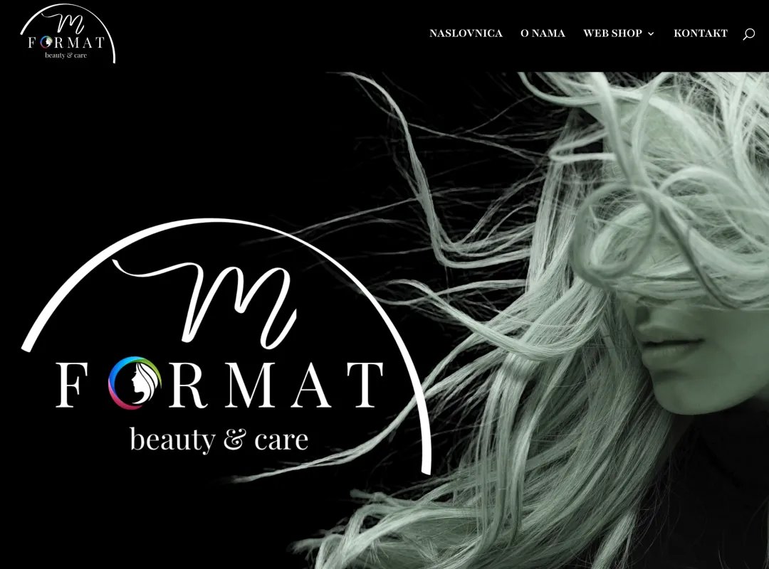 Zaglavlje web stranice M-Format s logotipom „M Format beauty & care” na crno-bijeloj fotografiji